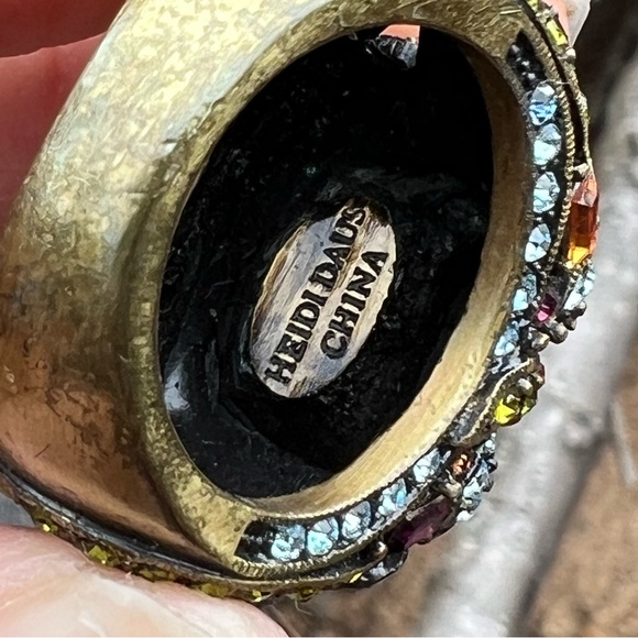 Vintage Heidi Daus Art Deco Statement Cocktail Ring – Size 8 - Picture 14 of 14